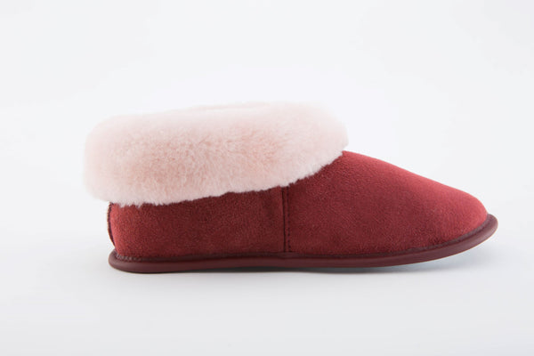 Snuggly Sheepskin Boot Slippers (UK 4-13) (Choice of Colours)